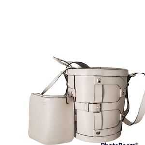2X HP HENRI Bendel Bucket Bag